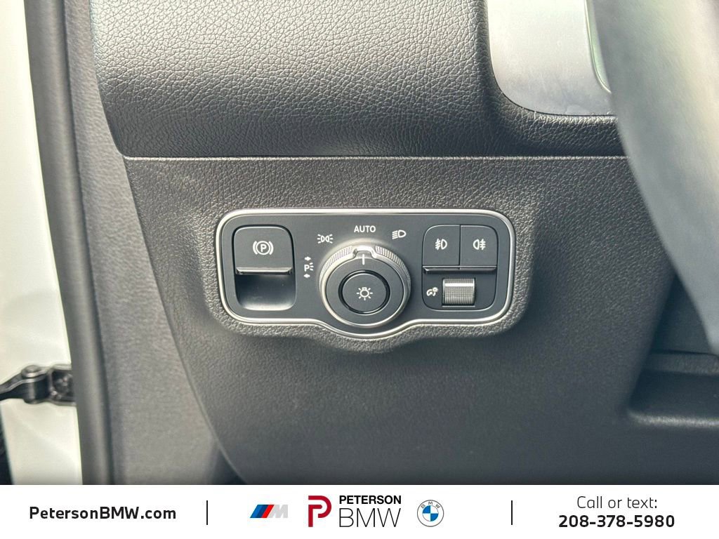 Used 2022 Mercedes-Benz GLB 250 4MATIC image 27