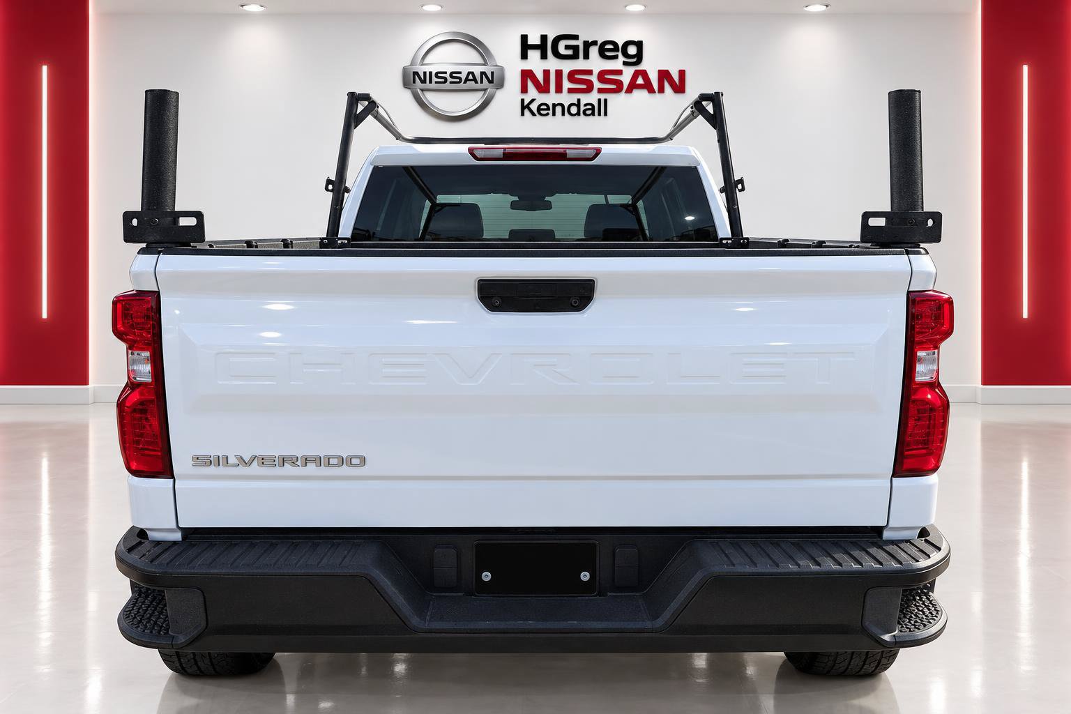 Used 2024 Chevrolet Silverado 1500 W/T w/ WT Convenience Package AWD/4WD image 5