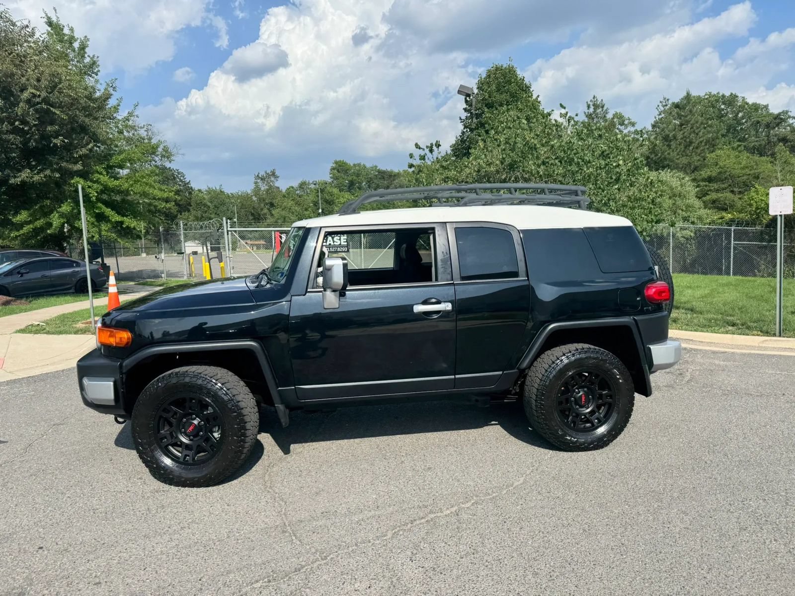 Used 2007 Toyota FJ Cruiser 4WD image 4