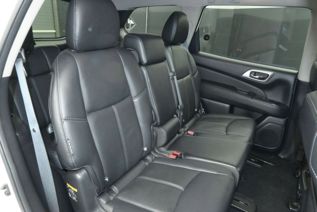Used 2019 Nissan Pathfinder SL AWD/4WD image 27