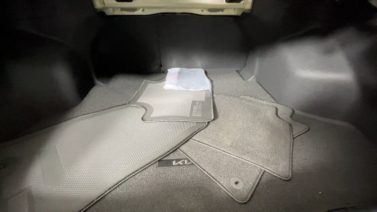 Used 2025 Kia K4 EX FWD image 23