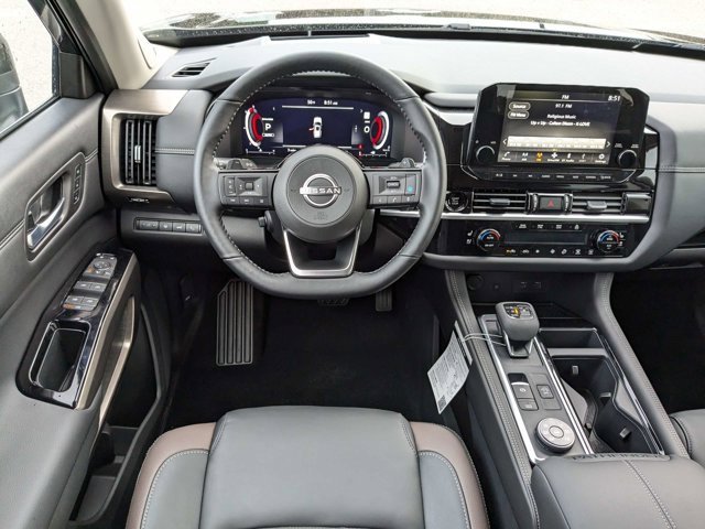 New 2025 Nissan Pathfinder Platinum w/ Cargo Package image 18