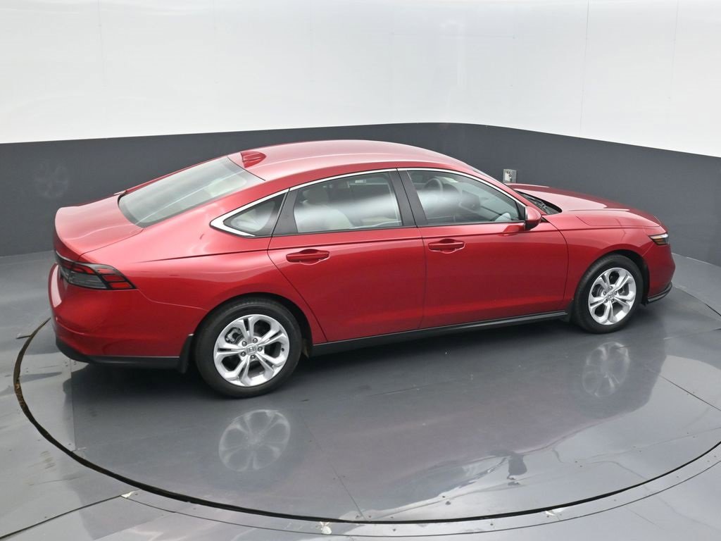 Certified 2025 Honda Accord LX image 24