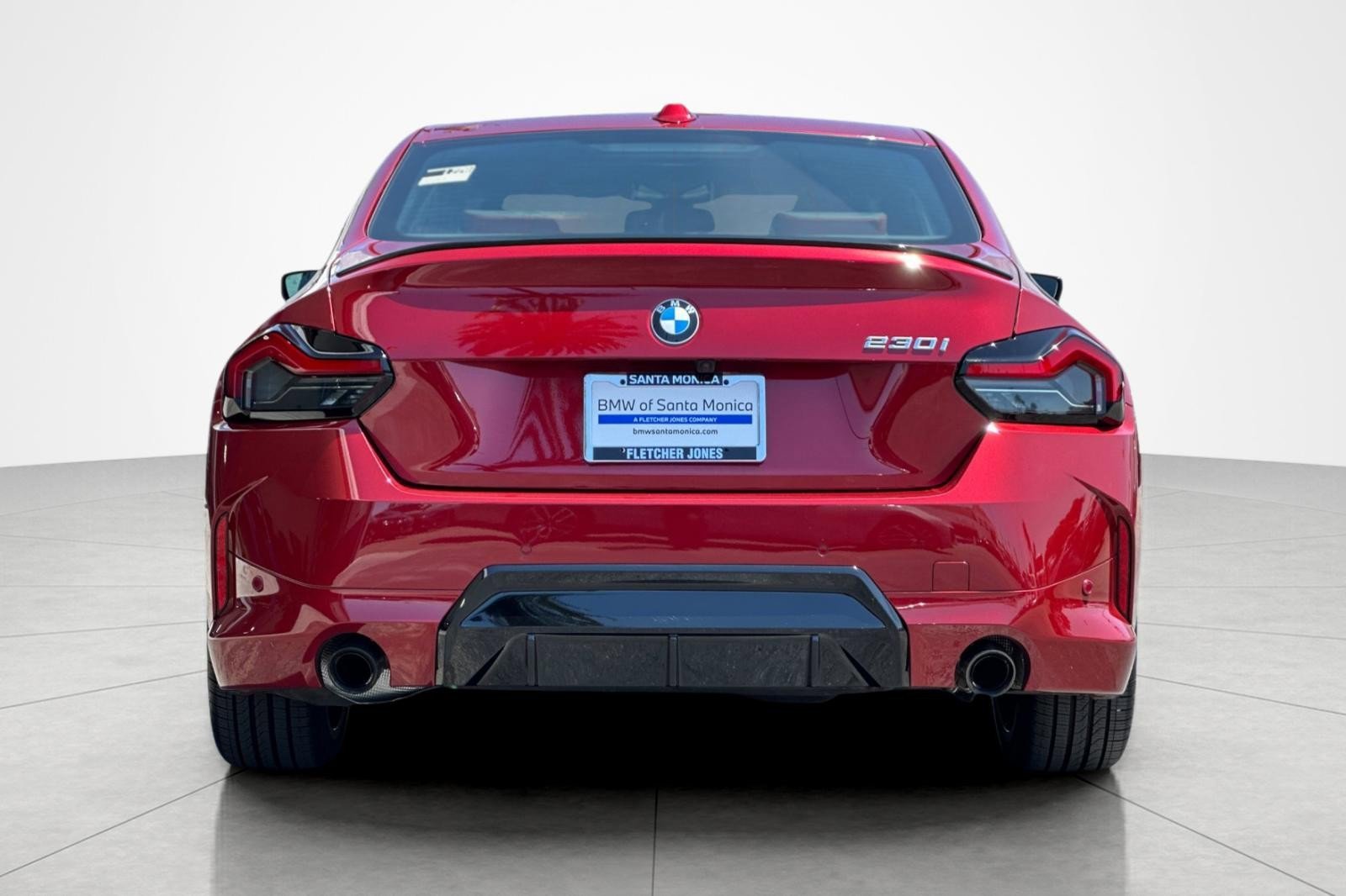 Used 2025 BMW 230i Coupe w/ M Sport Package RWD image 4
