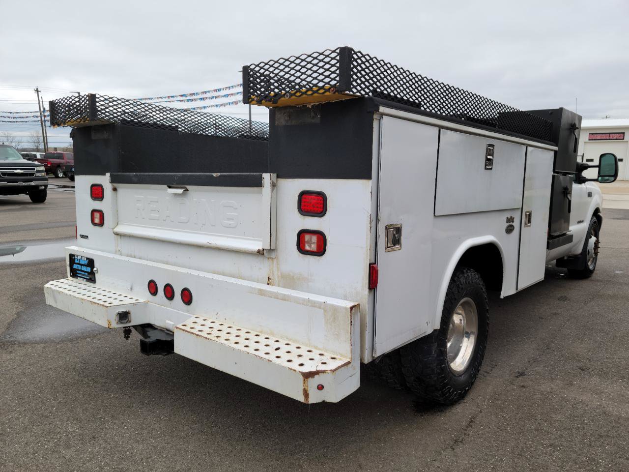 Used 1999 Ford F350 XL RWD image 4