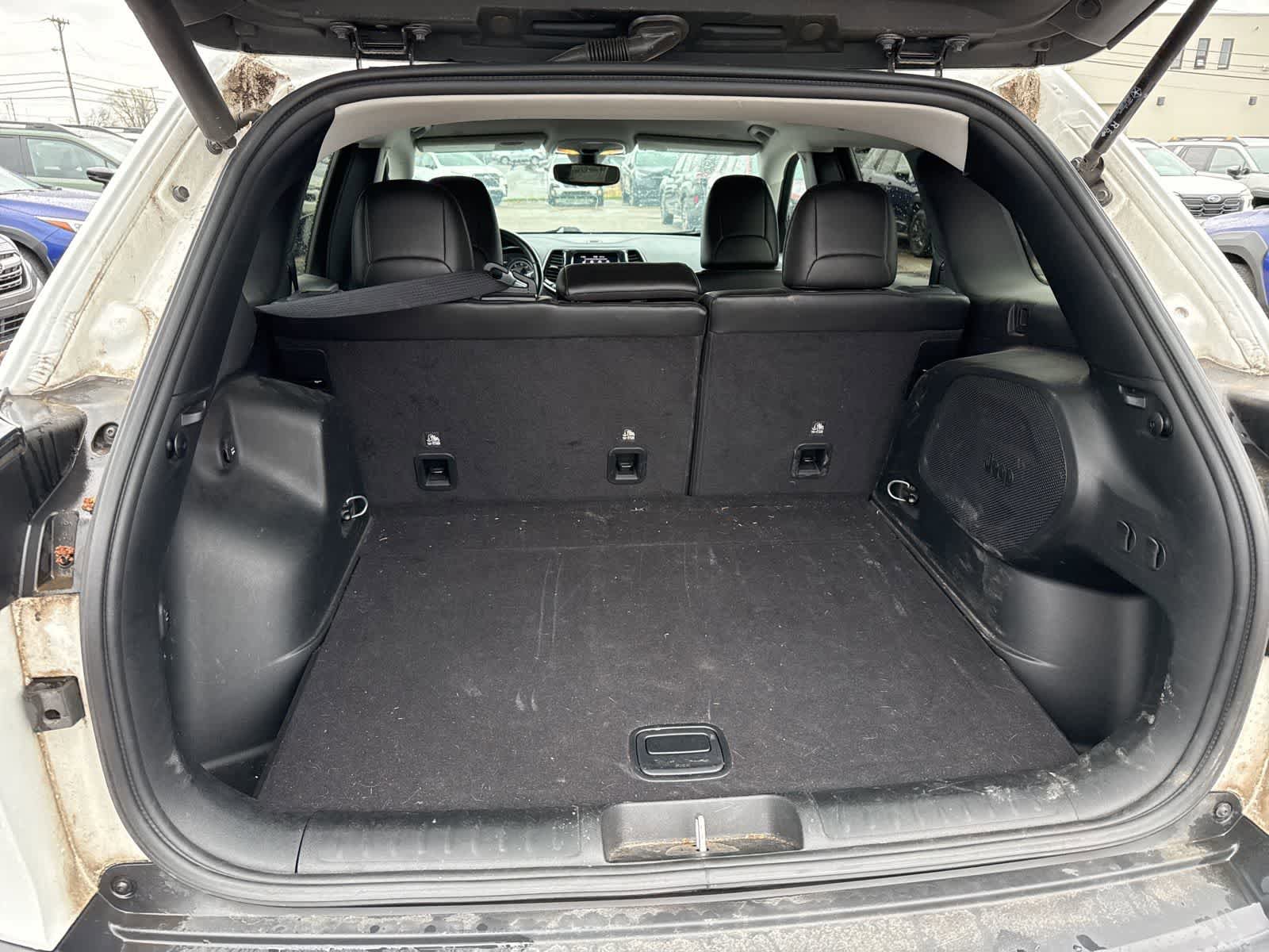 Used 2020 Jeep Cherokee Limited image 14