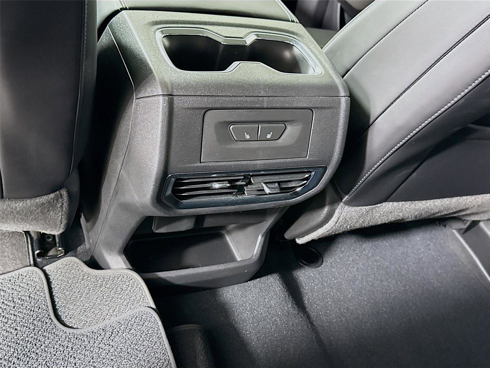 Used 2025 GMC Sierra EV Denali image 20