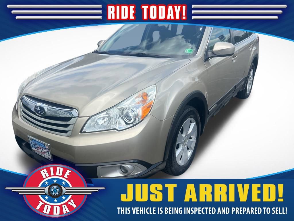 Used 2010 Subaru Outback 2.5i Premium AWD/4WD image 1