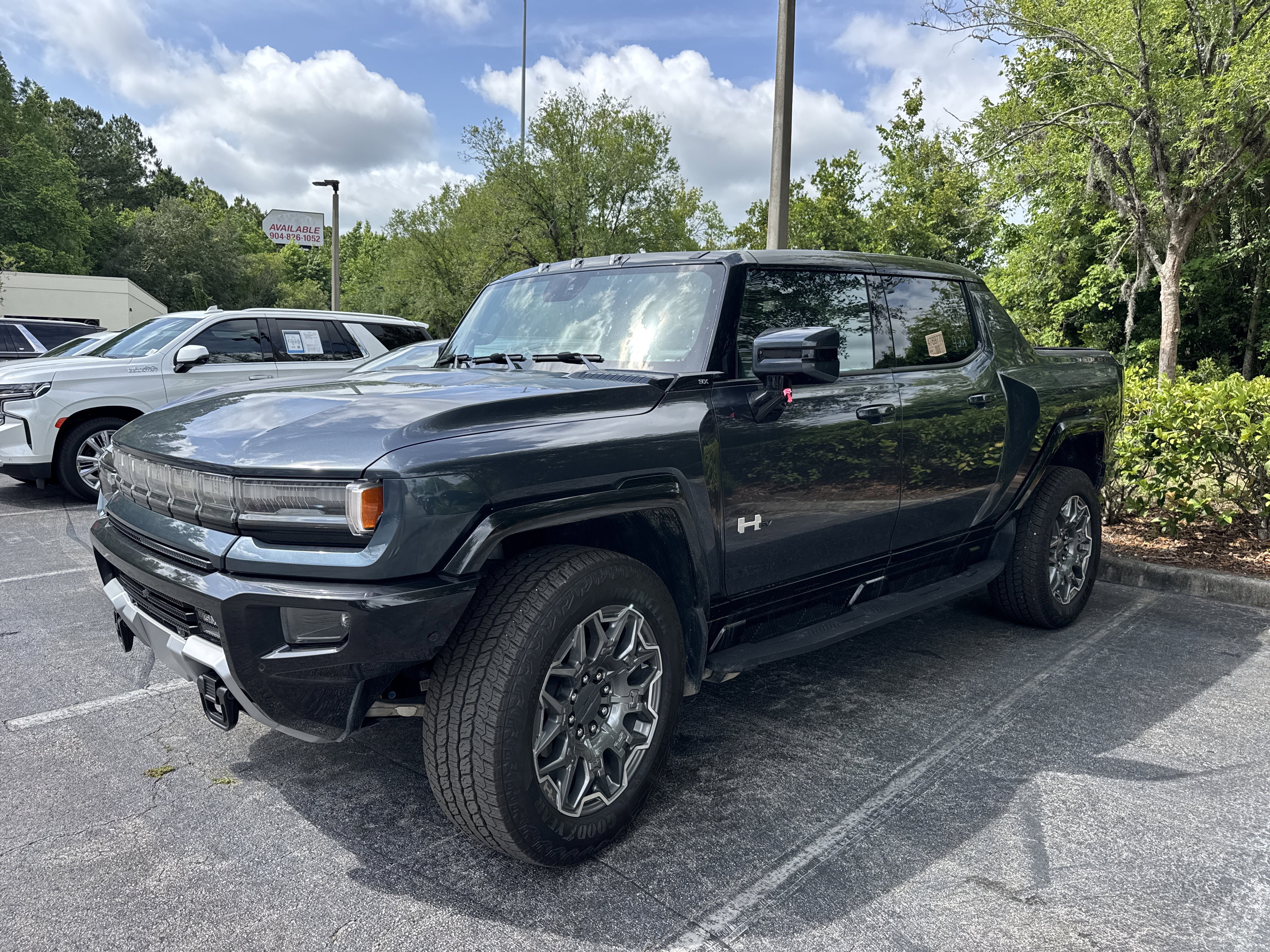 Used 2025 GMC Hummer EV 3X AWD/4WD image 1