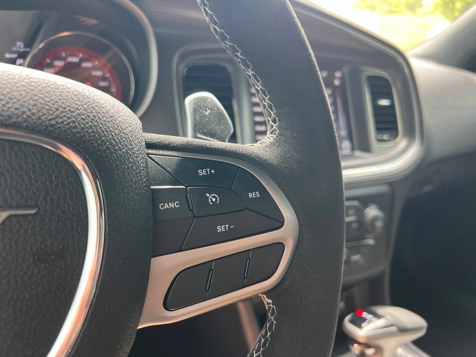 Used 2022 Dodge Charger SRT Hellcat w/ Harman/Kardon Audio Group RWD image 25