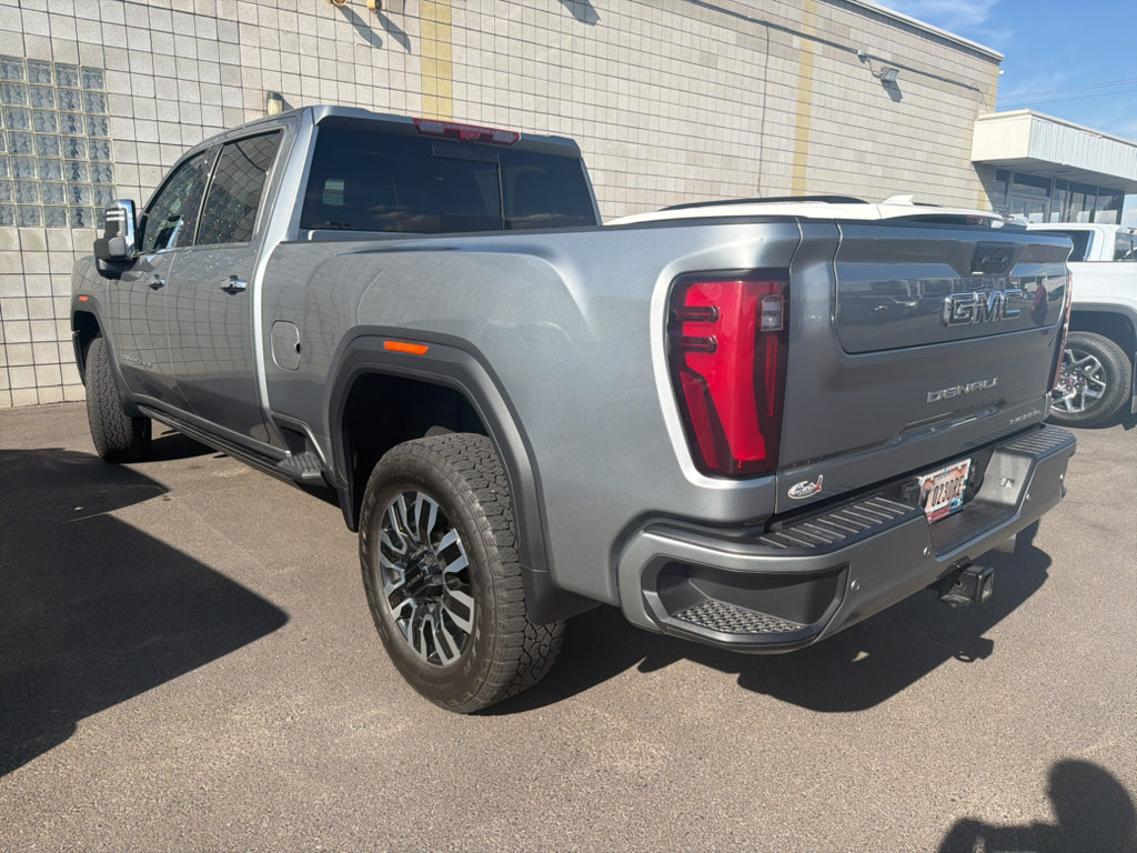 Used 2025 GMC Sierra 2500 Denali Ultimate AWD/4WD image 2