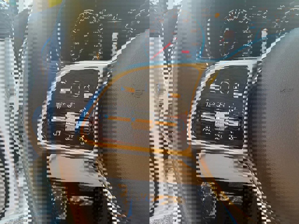 Used 2022 Mercedes-Benz GLC 300 4MATIC image 17