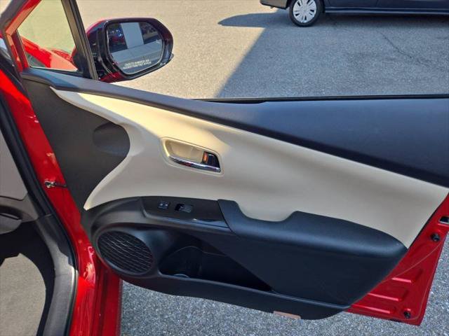 Used 2019 Toyota Prius Limited w/ Premium Convenience Package FWD image 32