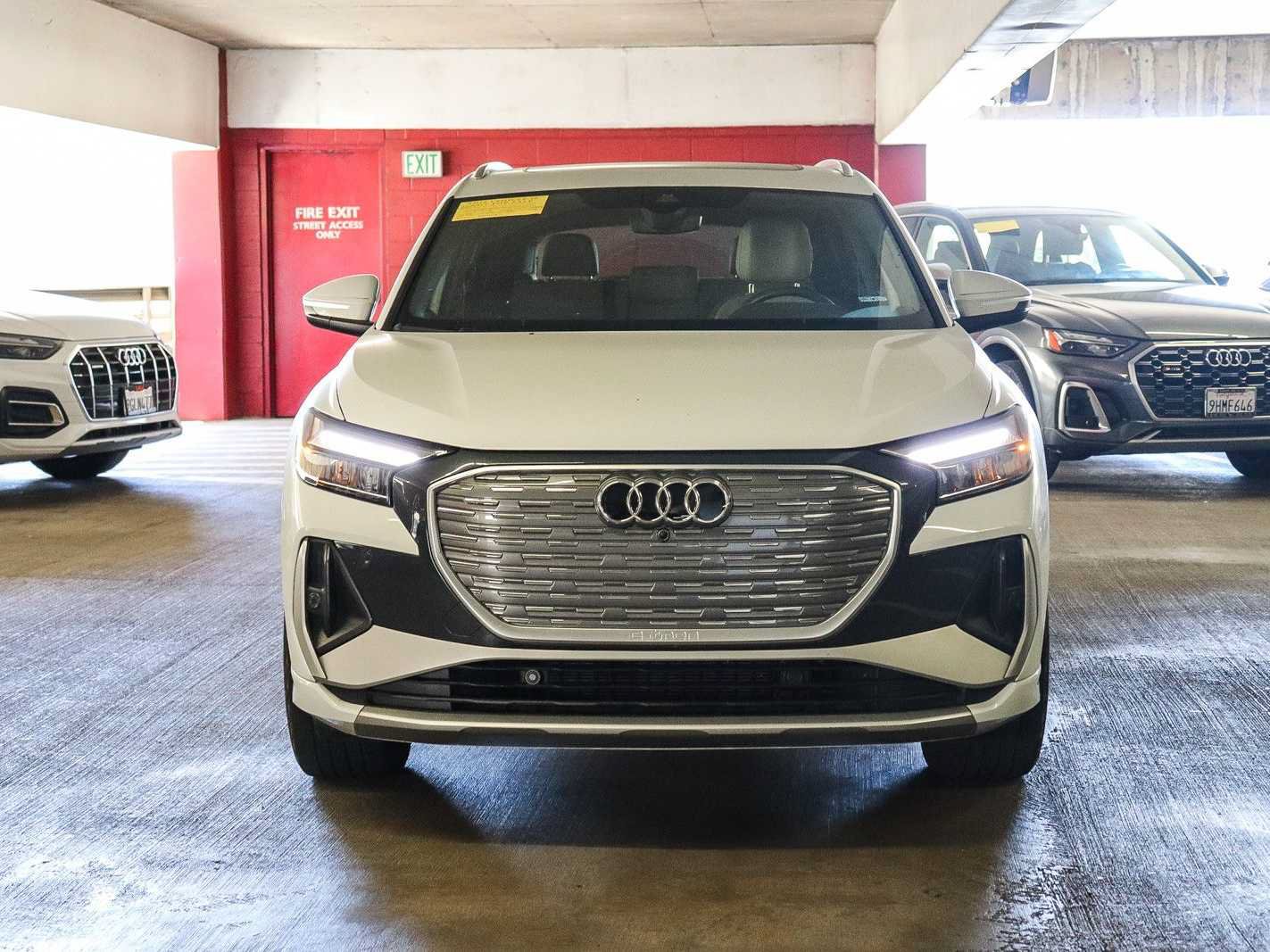 Used 2023 Audi Q4 e-tron Premium w/ Convenience Package AWD/4WD image 6