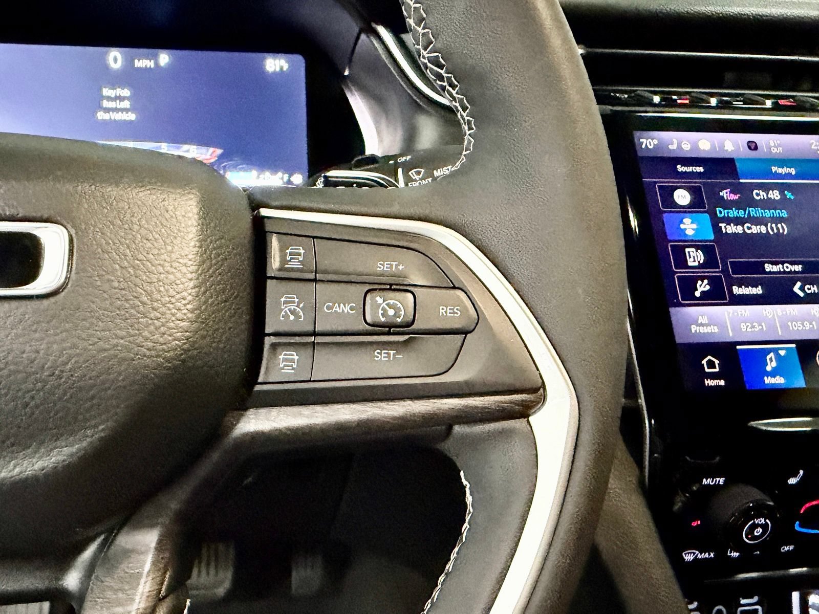 Used 2024 Jeep Grand Cherokee Limited RWD image 28