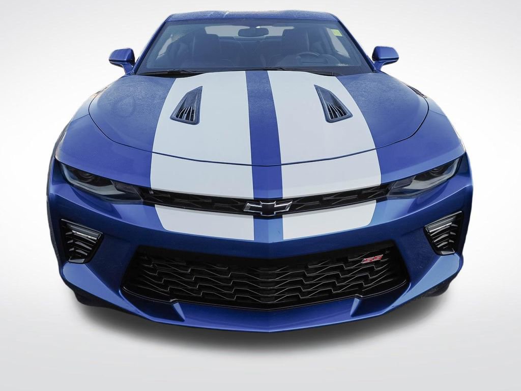 Used 2018 Chevrolet Camaro SS RWD image 3