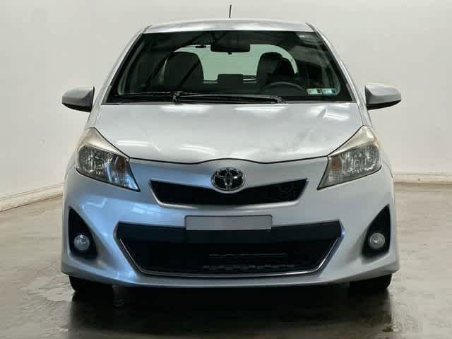Used 2012 Toyota Yaris SE FWD image 25