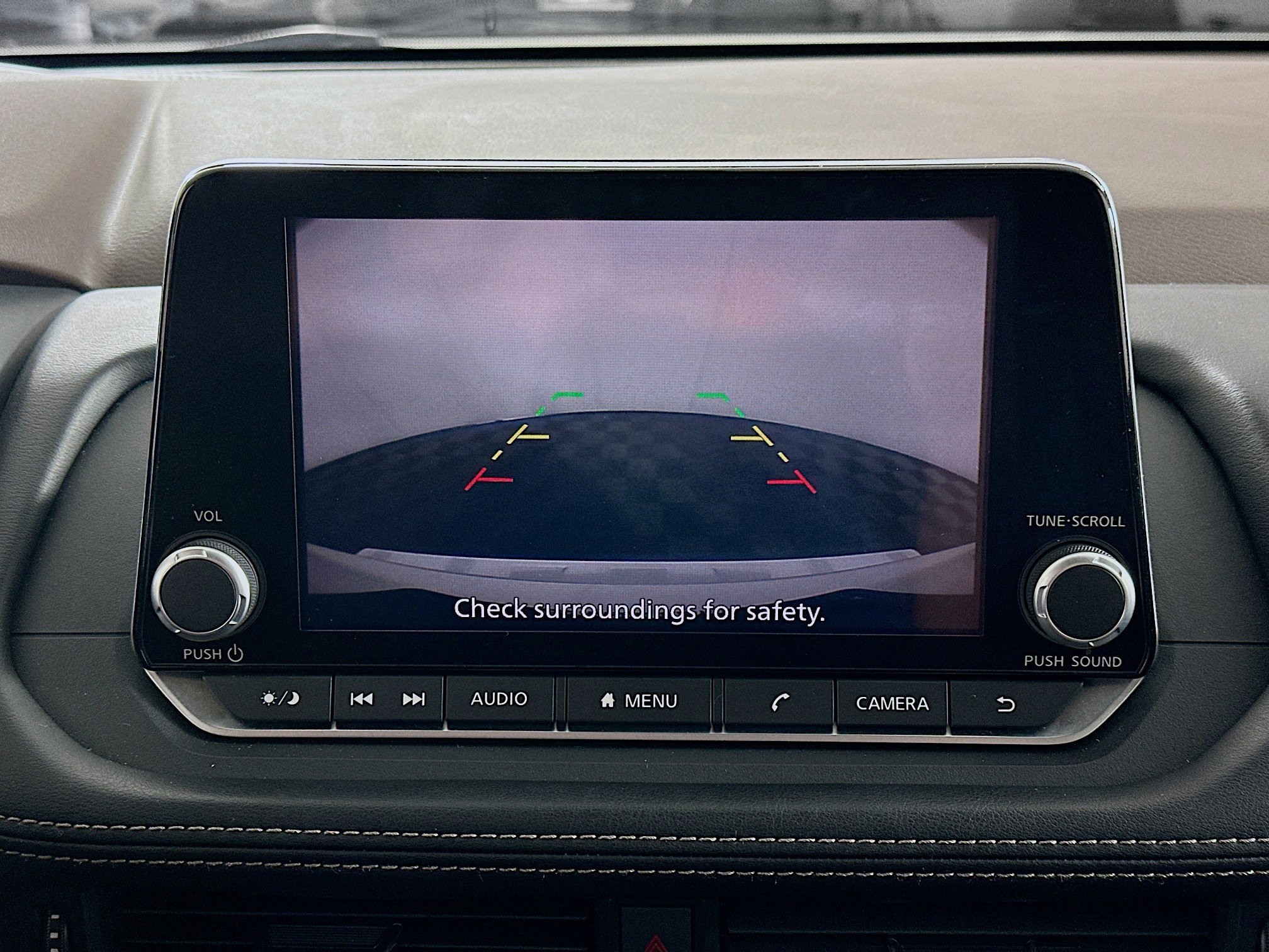 Used 2023 Nissan Rogue SV image 21