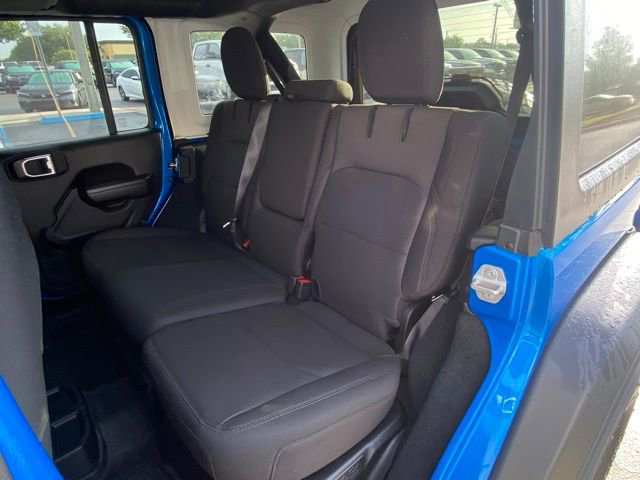 Used 2023 Jeep Wrangler Unlimited w/ Cold Weather Group AWD/4WD image 25