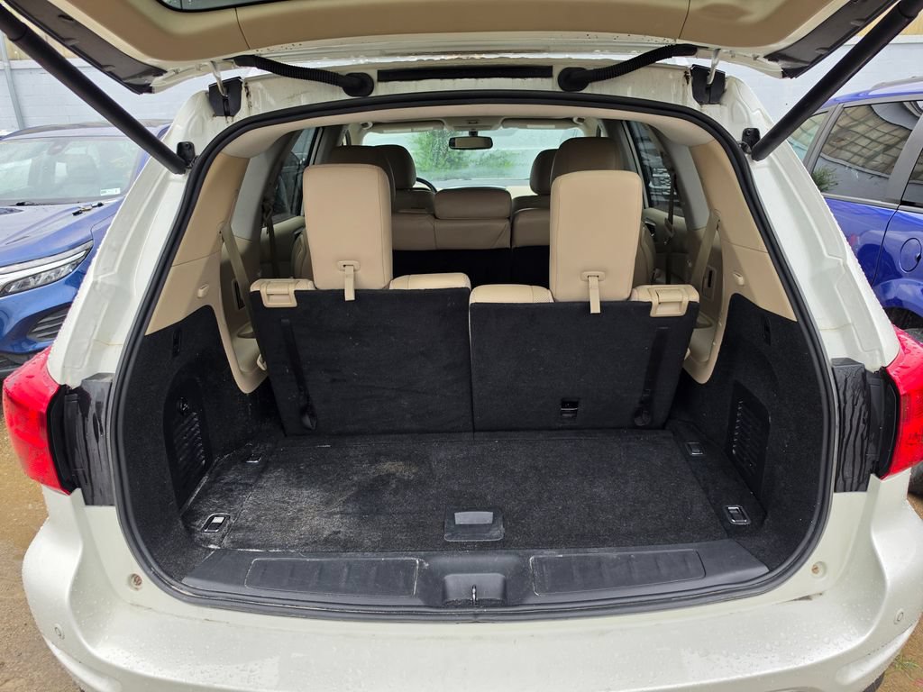 Used 2019 Nissan Pathfinder Platinum AWD/4WD image 8