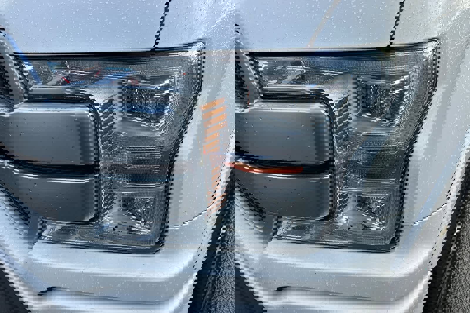 Used 2018 Ford F150 Platinum w/ Equipment Group 701A Luxury image 4