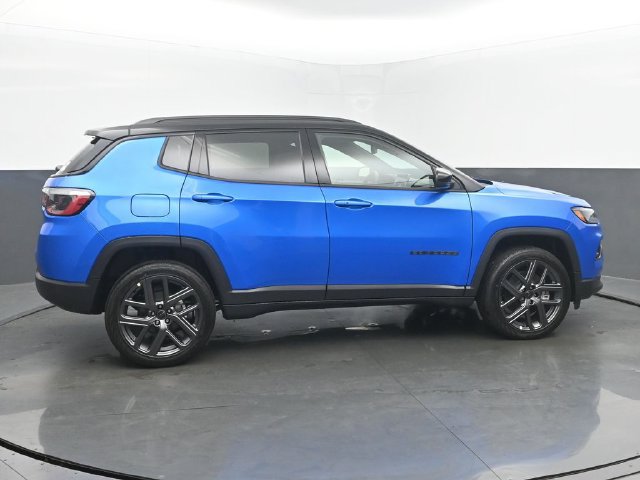 New 2026 Jeep Compass Limited w/ Sun, Sound & Navigation Group AWD/4WD image 6