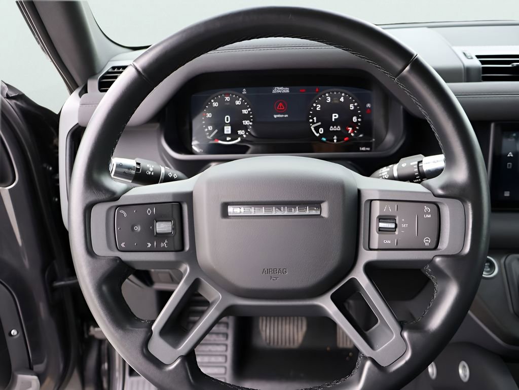 Used 2022 Land Rover Defender 90 X-Dynamic S AWD/4WD image 29