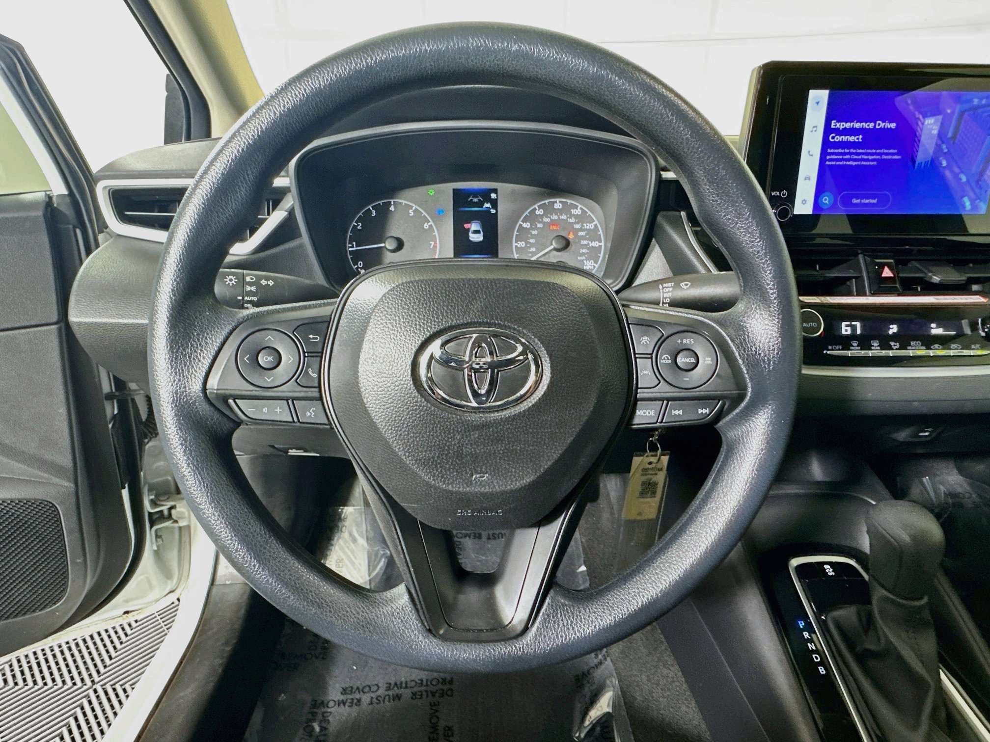 Certified 2025 Toyota Corolla LE FWD image 15