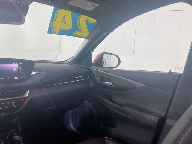 Used 2024 Buick Envista Avenir image 11