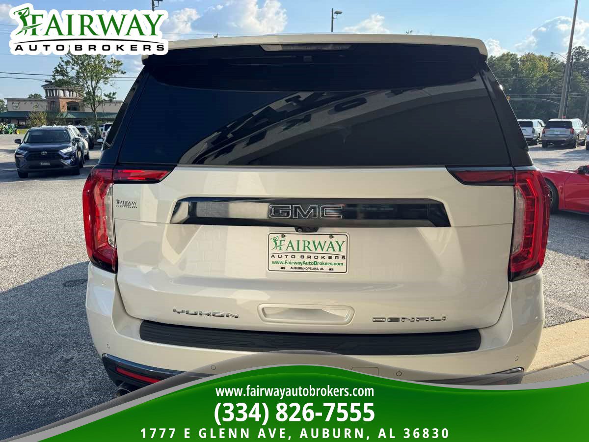 Used 2023 GMC Yukon Denali Ultimate AWD/4WD image 7