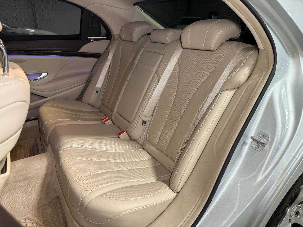 Used 2015 Mercedes-Benz S 550 Sedan w/ Premium 1 Package image 39