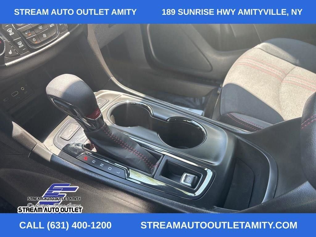 Used 2022 Chevrolet Equinox RS image 36