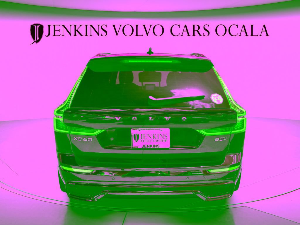 New 2026 Volvo XC60 B5 Plus AWD/4WD image 4
