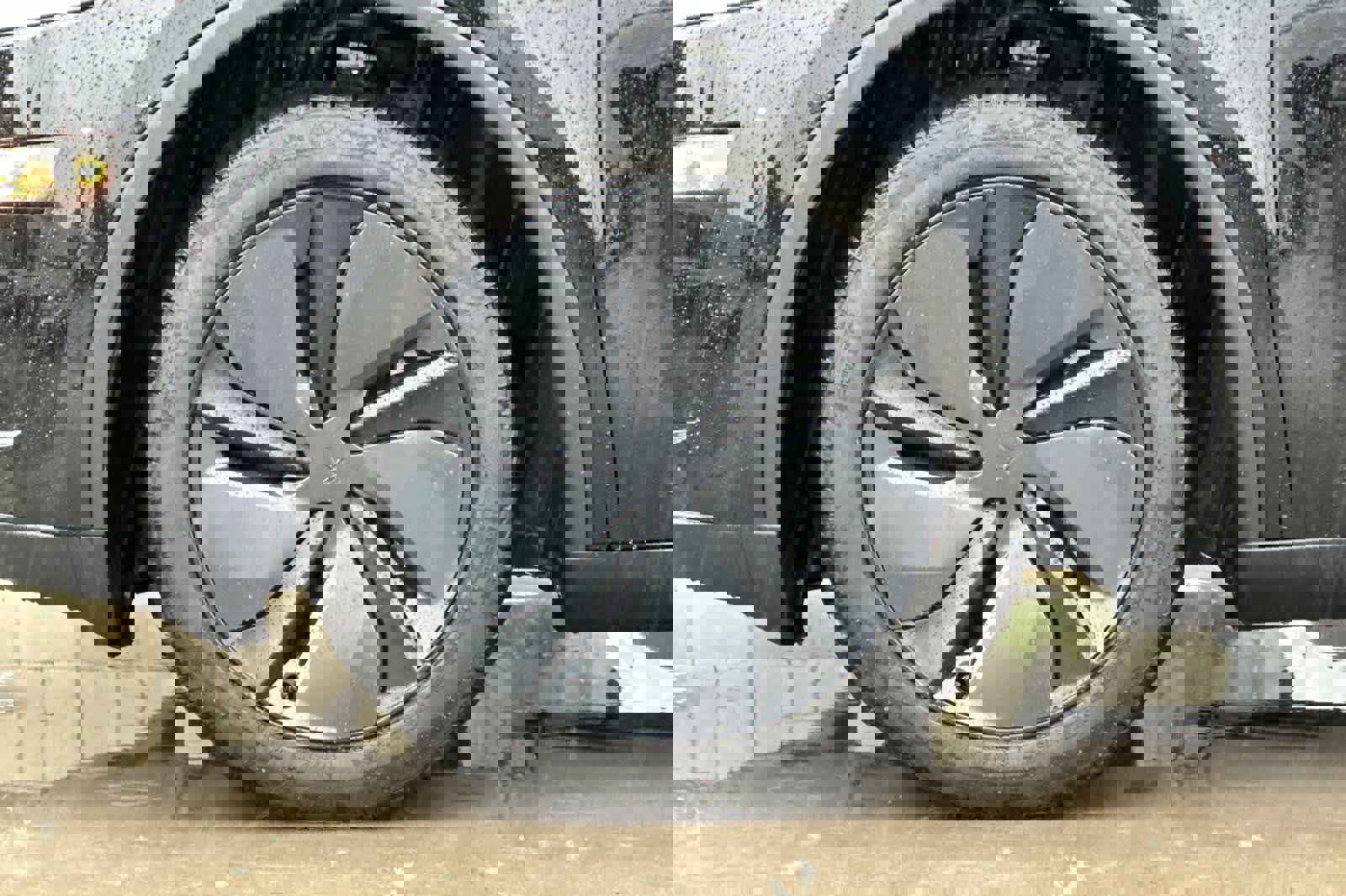 Used 2026 Tesla Model Y Long Range image 26