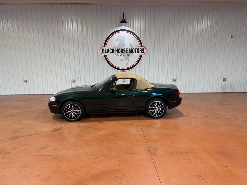 Used 2001 MAZDA MX-5 Miata RWD image 3