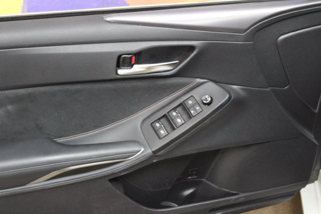 Used 2019 Toyota Avalon XSE FWD image 13