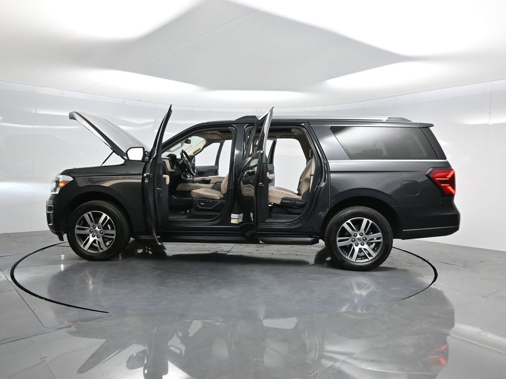 Used 2023 Ford Expedition Max Limited image 57
