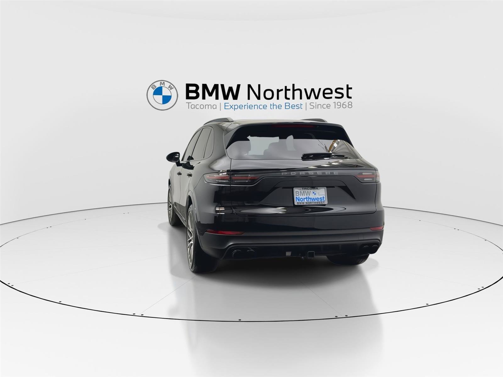 Used 2023 Porsche Cayenne image 13