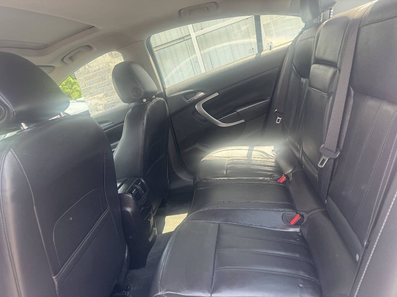 Used 2012 Buick Regal Premium FWD image 13
