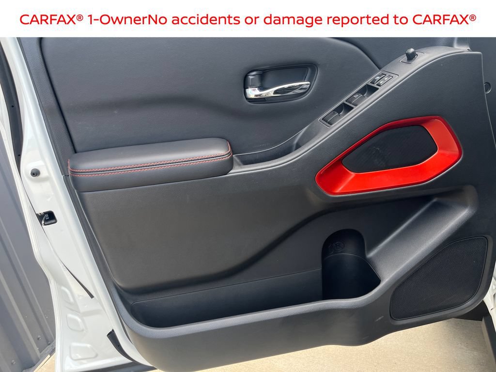 Certified 2025 Nissan Frontier Pro-X RWD image 14