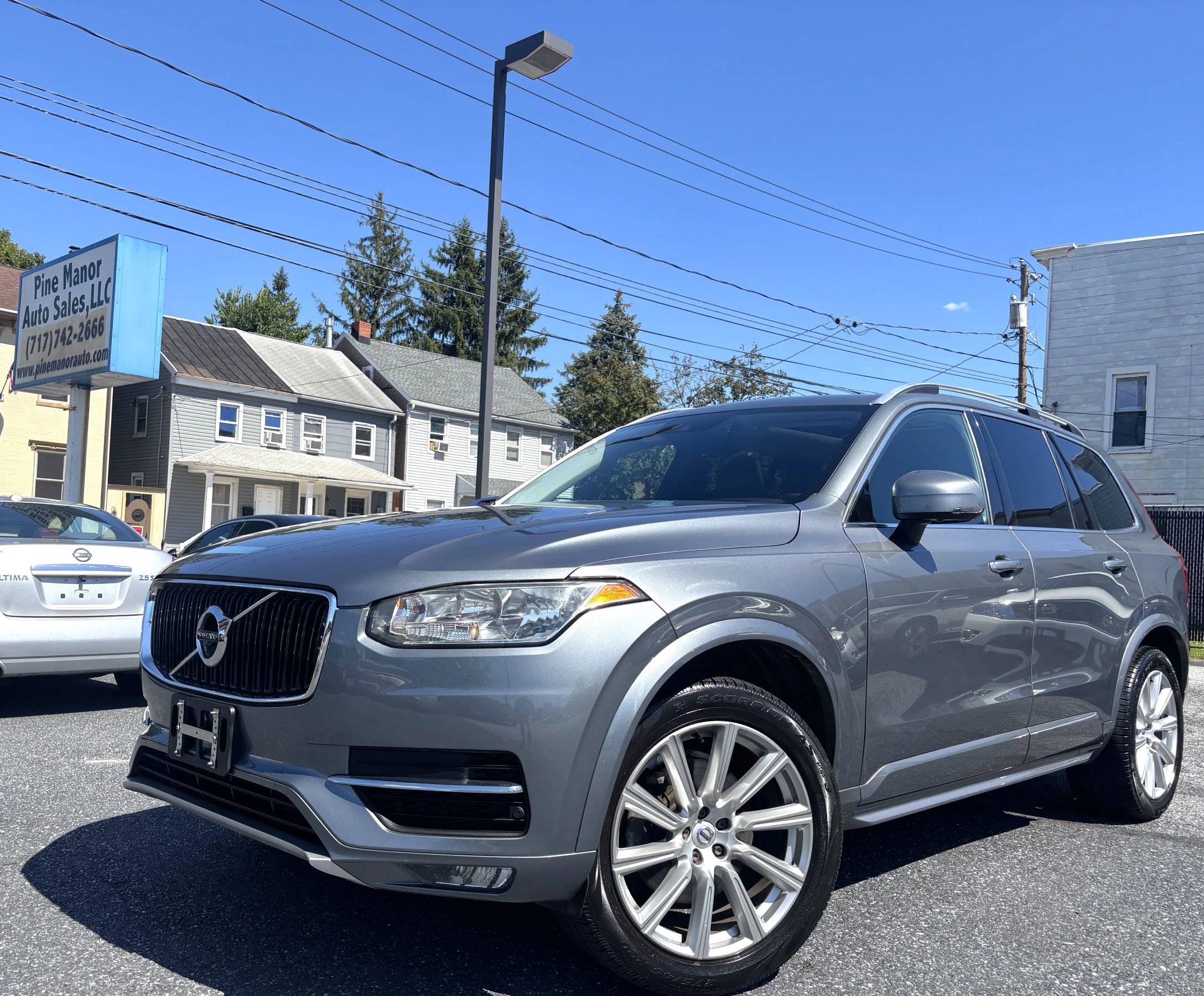 Used 2016 Volvo XC90 T6 Momentum