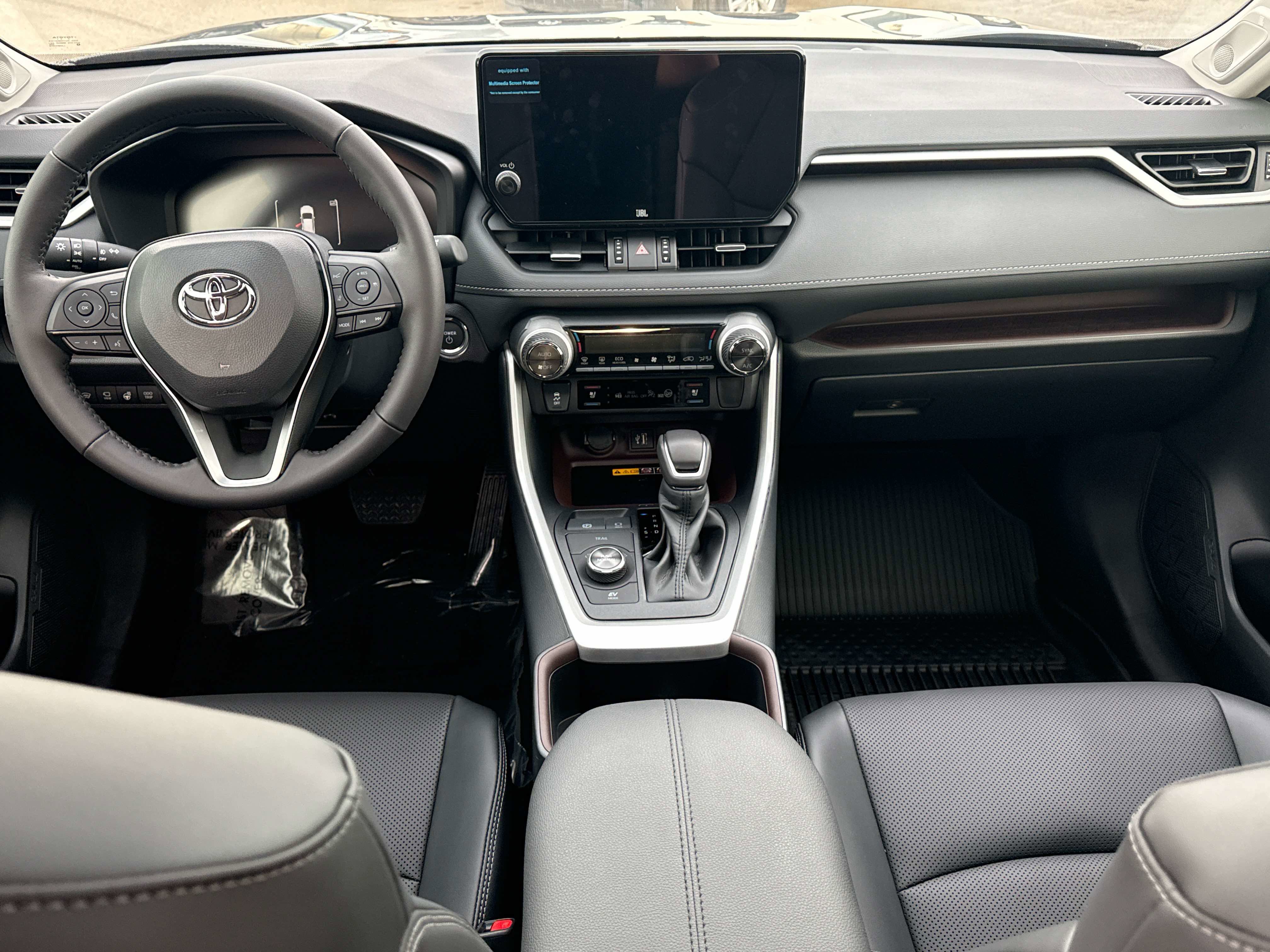 Used 2025 Toyota RAV4 Limited image 14