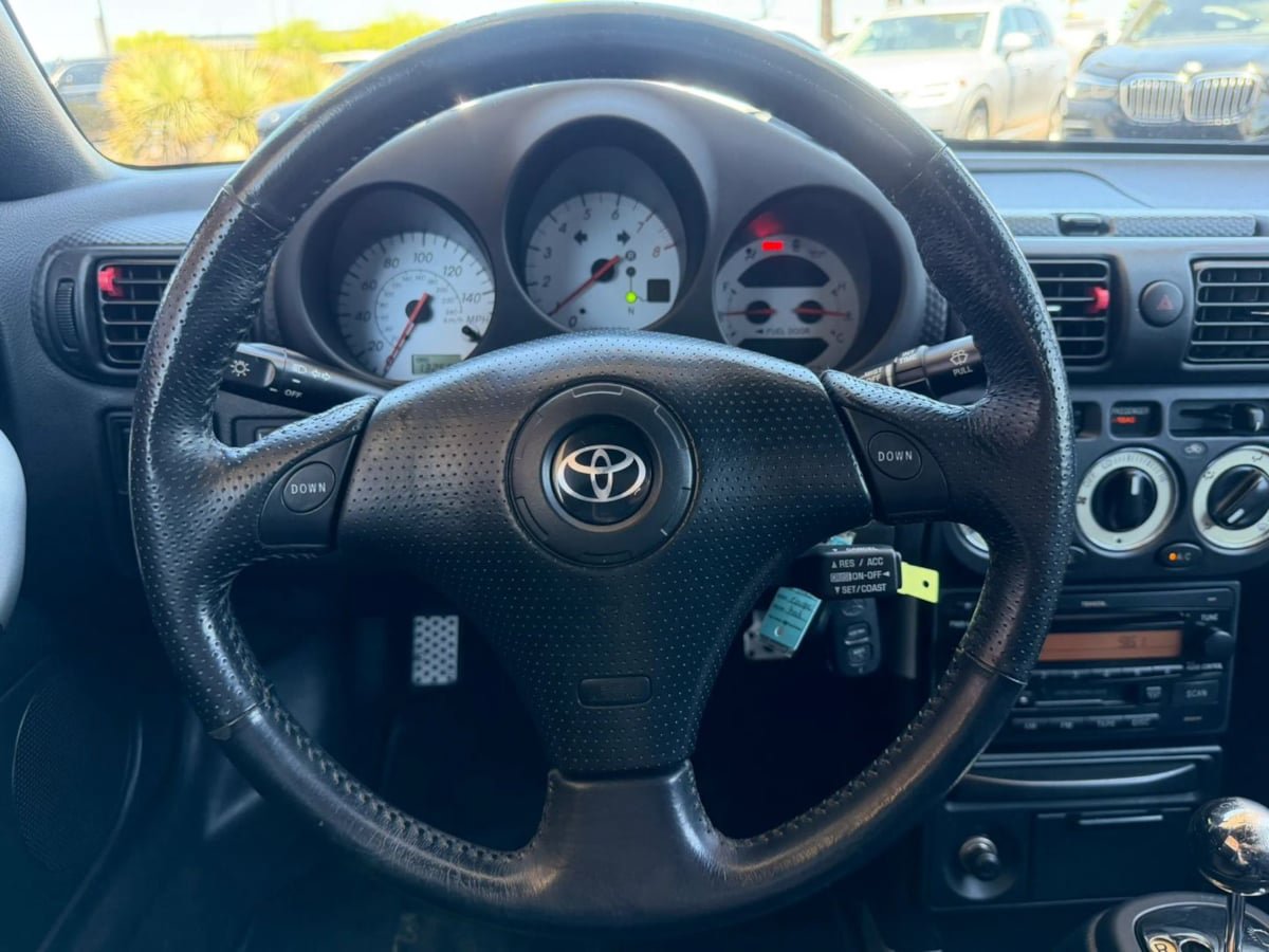 Used 2003 Toyota MR2 RWD image 45