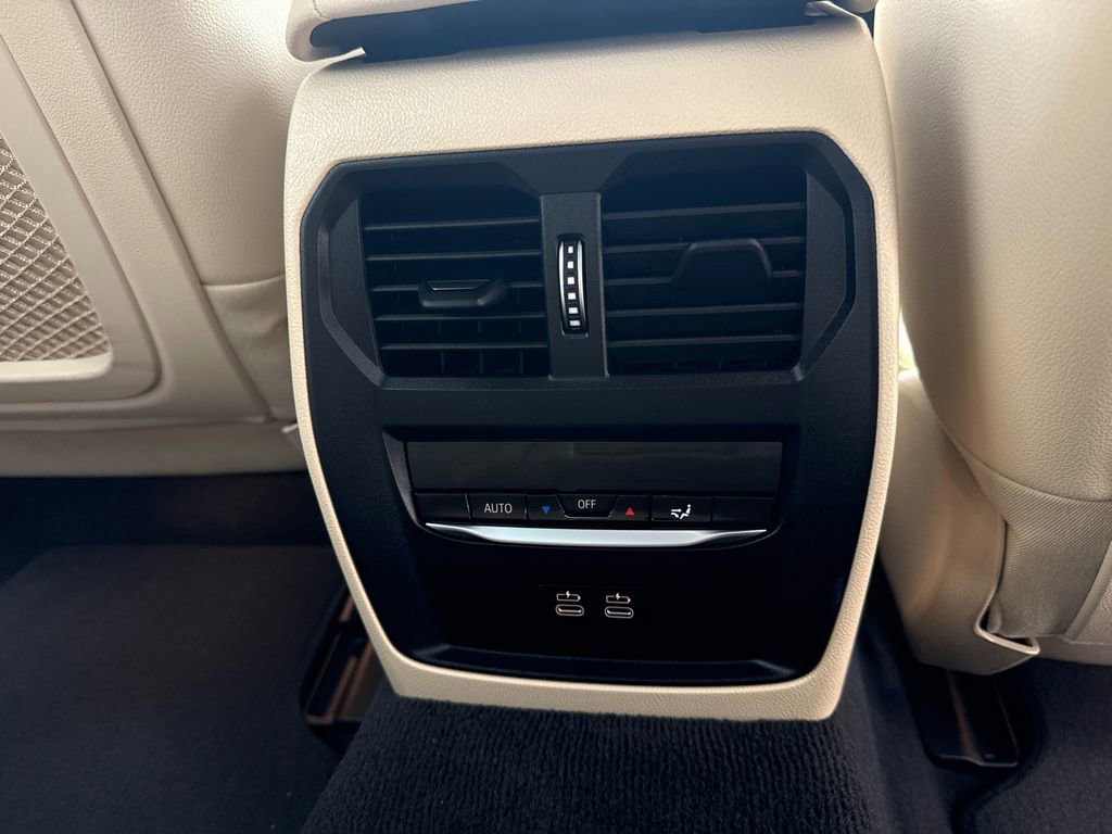Certified 2022 BMW i4 eDrive40 w/ Premium Package RWD image 16
