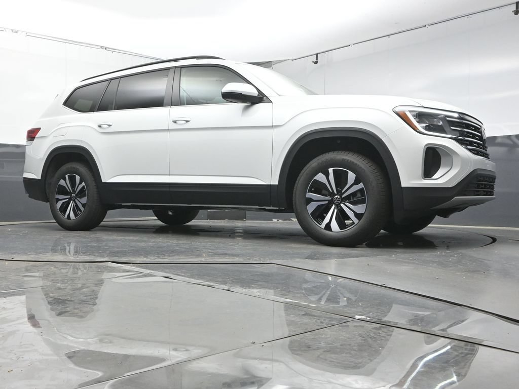 New 2026 Volkswagen Atlas SE FWD image 31