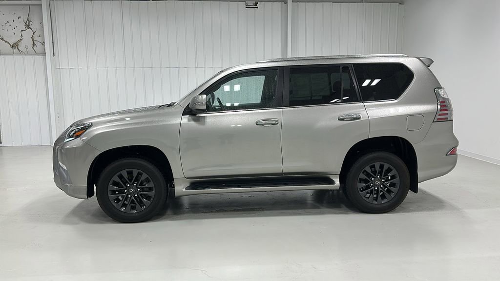 Used 2023 Lexus GX 460 Premium image 2