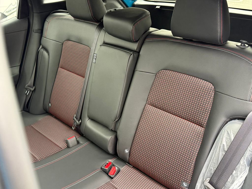 New 2026 Nissan Kicks SR w/ SR Premium Package image 18