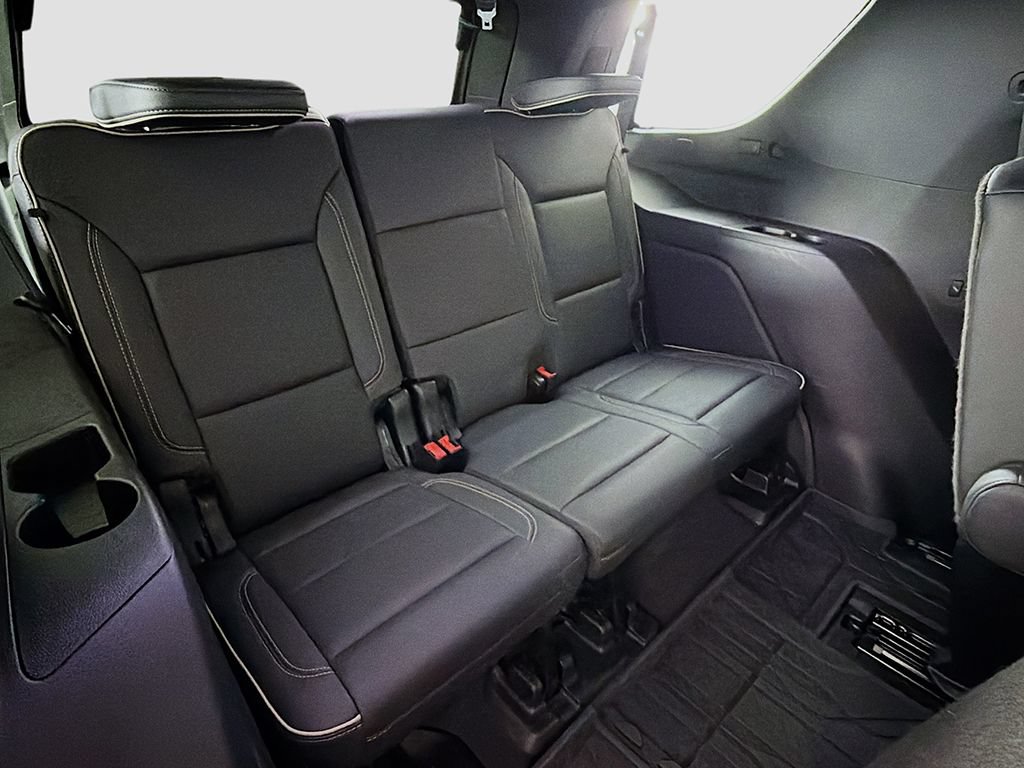Used 2024 Chevrolet Tahoe Premier w/ Premium Package AWD/4WD image 30