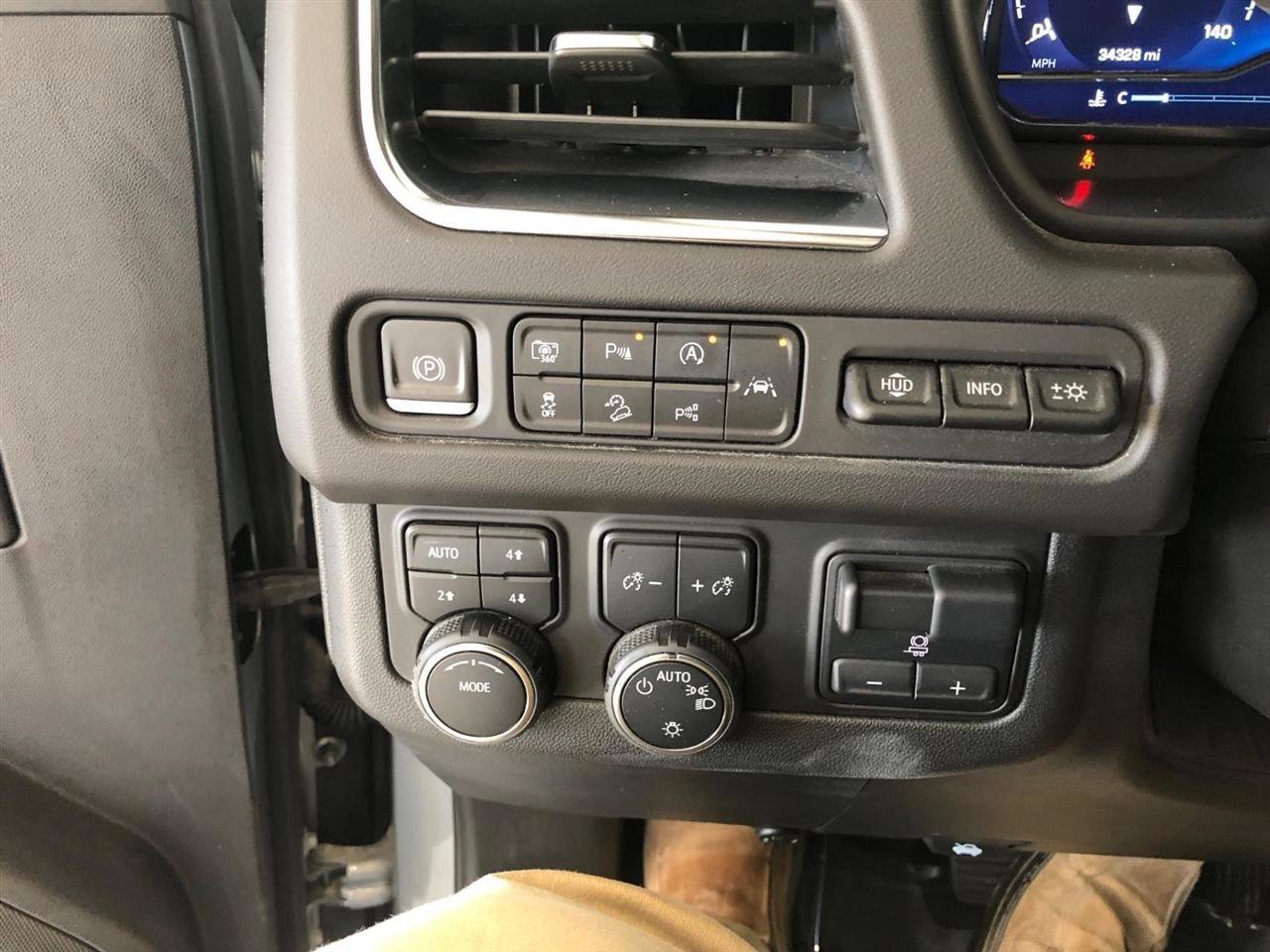 Used 2024 Chevrolet Tahoe Premier w/ Advanced Technology Package image 27