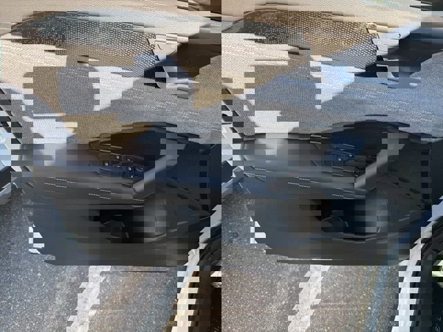 Used 2025 Volkswagen Tiguan S image 17